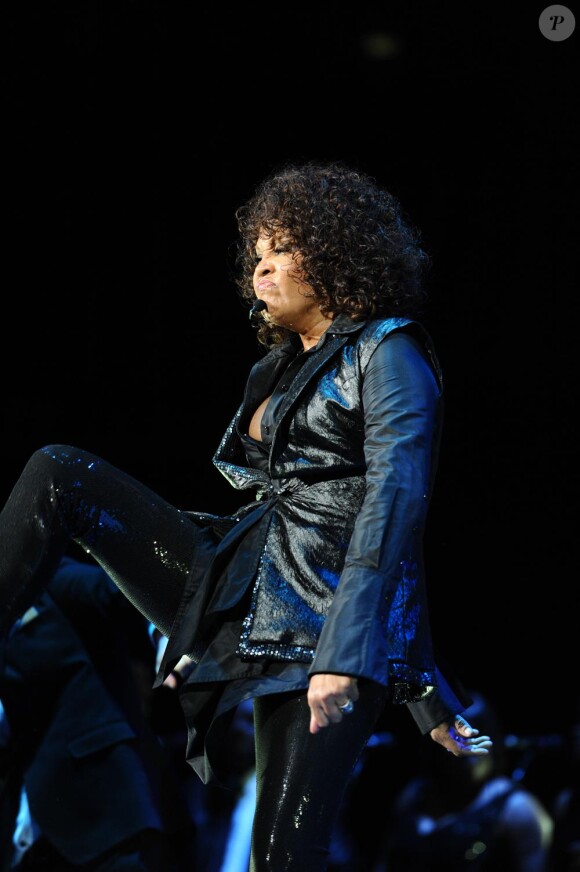 Whitney Houston sur scène en 2010