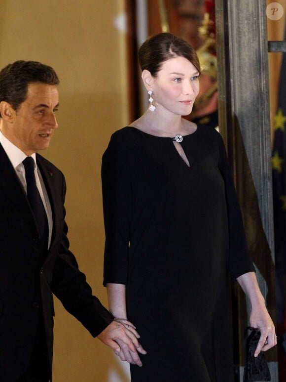 Nicolas Sarkozy et Carla Bruni à Paris, le 26 janvier 2012.