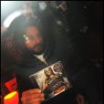 Le DJ Bob Sinclar lors de la soirée de lancement de son nouvel album Disco Crash, au no comment, à Paris, le 2 février 2012