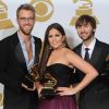 La 54e cérémonie des Grammy Awards a notamment consacré, le 12 février 2012 à Los Angeles, la chanteuse britannique Adele.