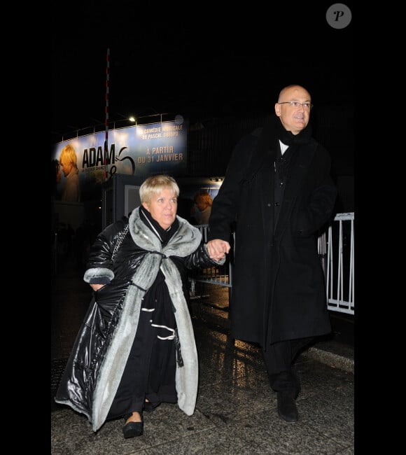 Mimie Mathy et son mari Benoist Gérard lors de la générale de la comédie musicale de Pascal Obispo, Adam et Ève, au Palais des Sports le 13 février 2012 à Paris