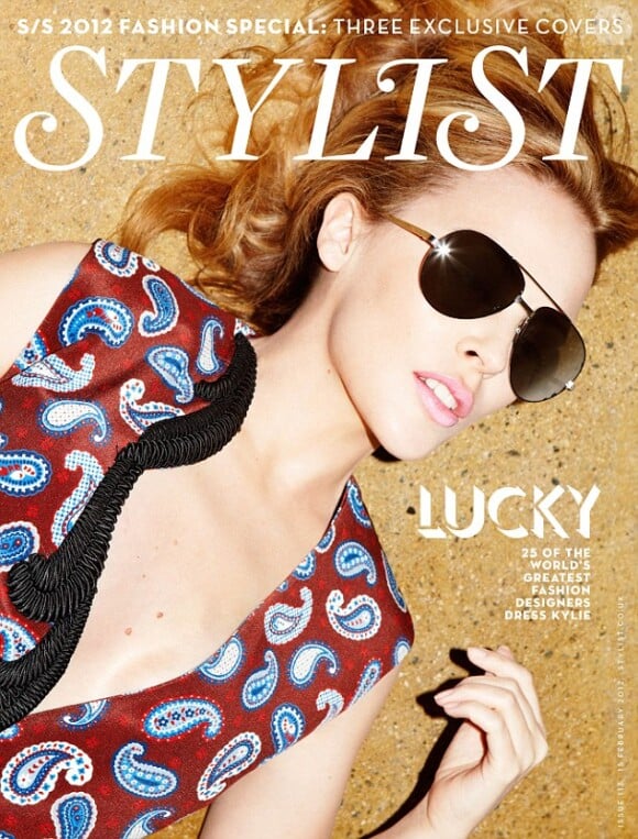 Kylie Minogue en robe Stella McCartney et lunettes Linda Farrow pour le magazine Stylist.