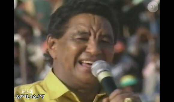 Mohammed Wardi, lors d'un concert au Soudan, en 1993.