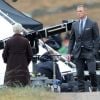 Judi Dench en tournage avec Daniel Craig de James Bond - Skyfall en Ecosse le 8 février 2012