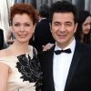 Ludovic Bource, compositeur de The Artist, et sa compagne arrivent aux Oscars, le 26 février 2012 à Los Angeles.