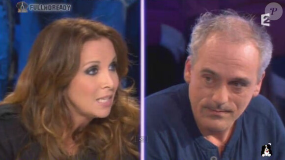 Hélène Ségara et Philippe Poutou sur le plateau d'On n'est pas couché, émission diffusée le samedi 25 février 2012 sur France 2.