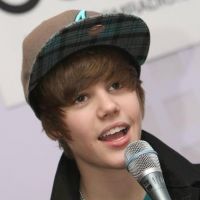 Justin Bieber, tête à claques mais idole d'une génération, fête ses 18 ans !