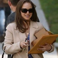 Natalie Portman : La star exhibe encore sa bague de mariage