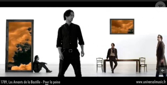 Image du clip Pour la peine, réalisé par Giuliano Peparini, deuxième extrait de la comédie musicale 1789, Les Amants de la Bastille. Album le 2 avril 2012, sur la scène du Palais des Sports en septembre.