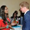 Les deux Miss Bahamas (Univers et Monde) se battent à Nassau pour les faveurs du prince Harry, toujours aussi chéri par la gent féminine.
Visite aux Bahamas les 4 et 5 mars 2012. Le prince Harry était en visite officielle dans les Caraïbes (Belize,  Bahamas, Jamaïque) début mars 2012, représentant la reine Elizabeth II à  l'occasion de son jubilé de diamant.