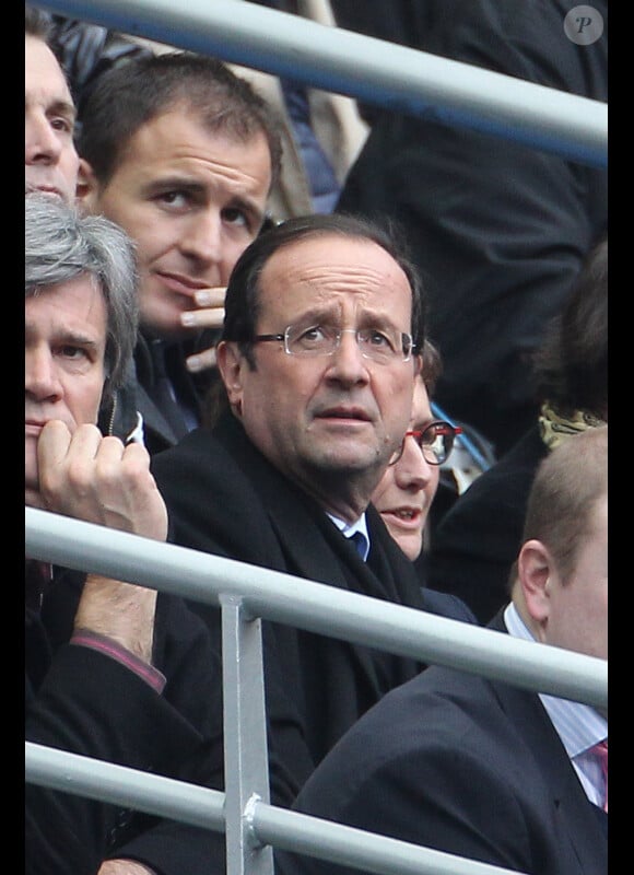 François Hollande lors du match entre le XV de France et le XV d'Angleterre le 11 mars 2012 à Saint-Denis (22-24)