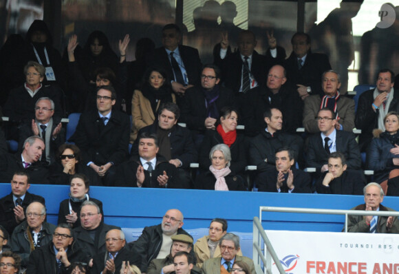 Nicolas Sarkozy et une partie du gouvernement lors du match des VI Nations entre la France et l'Angleterre (22-24) le 11 mars 2012 à Saint-Denis