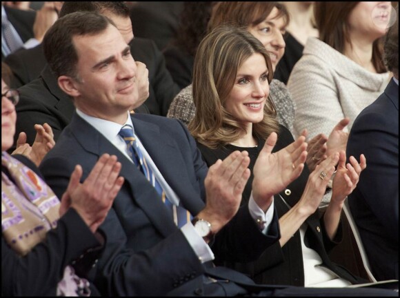 Felipe d'Espagne et son épouse Letizia lors de l'événement "Trésors vivants de la télévision espagnole", le 6 mars 2012.