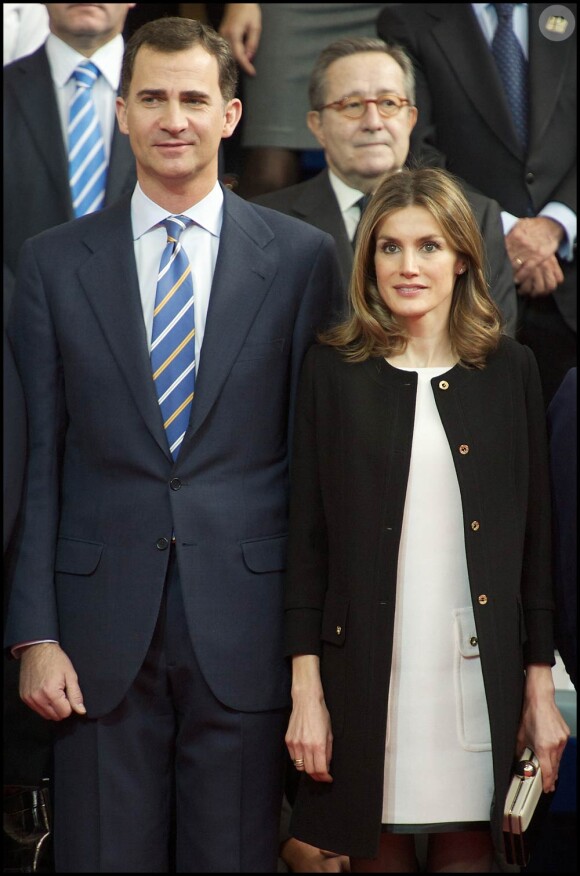 Felipe d'Espagne et son épouse Letizia lors de l'événement "Trésors vivants de la télévision espagnole", le 6 mars 2012.