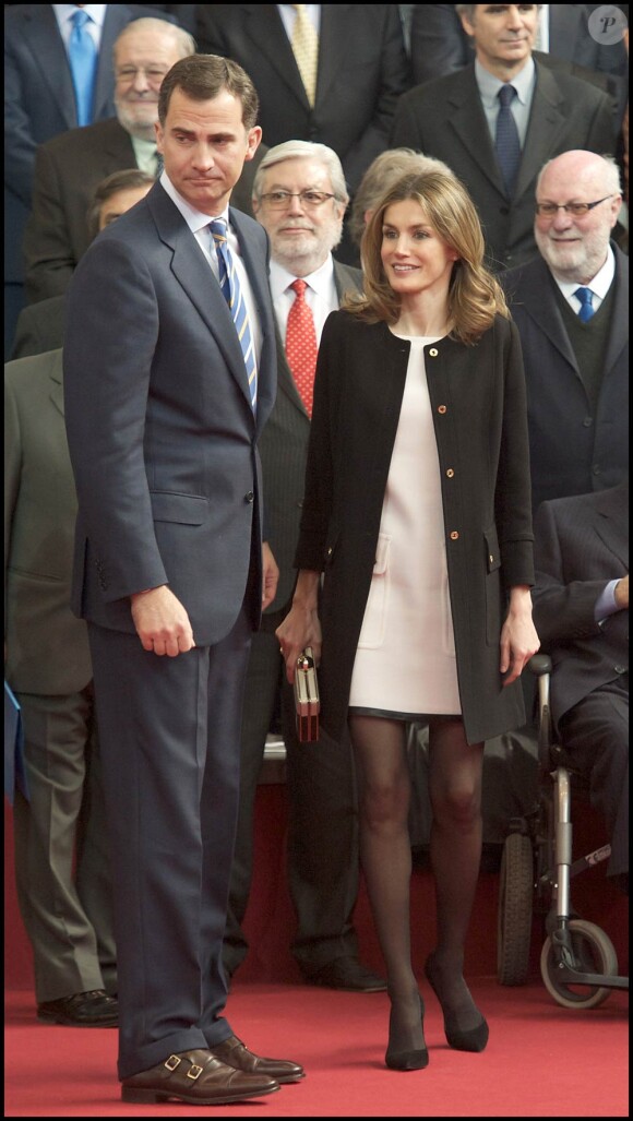 Felipe d'Espagne et son épouse Letizia lors de l'événement "Trésors vivants de la télévision espagnole", le 6 mars 2012.