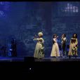 Dove Attia, Albert Cohen, le metteur en scène Giuliano Peparini et la troupe de  1789, Les Amants de la Bastille  présentaient sur la scène de l'Olympia, le 19 mars 2012, des extraits du spectacle attendu en septembre 2012.
