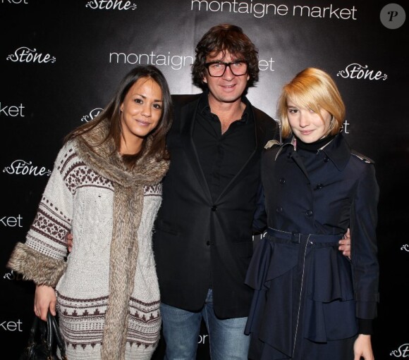Alice Belaidi, Pierre Rambaldi et Déborah François lors de la présentation de la nouvelle collection joaillerie Stone chez Montaigne Market le 6 mars 2012 à Paris