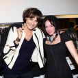  Inès de la Fressange pose aux côtés de Béatrice Ardisson lors de la présentation de la nouvelle collection joaillerie Stone chez Montaigne Market le 6 mars 2012 à Paris 
