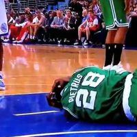 Mickaël Pietrus : Commotion et larmes après son effroyable chute face aux 76ers