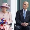 La reine Elizabeth II en visite avec son époux le prince Philip à Manchester et Salford le 23 mars 2012 dans le cadre de la tournée royale du jubilé de diamant.