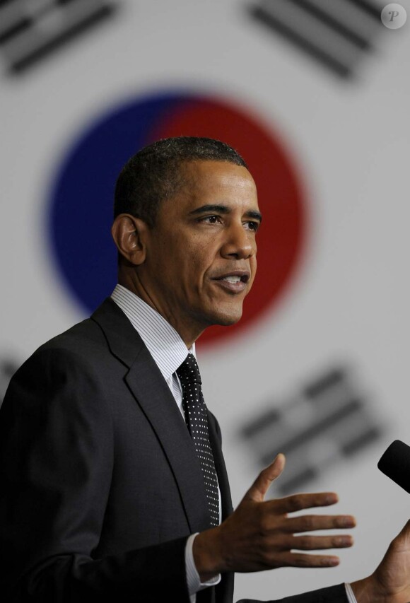 Pendant ce temps, Barack Obama est au Sommet du nucléaire à Séoul, le 26 mars 2012.