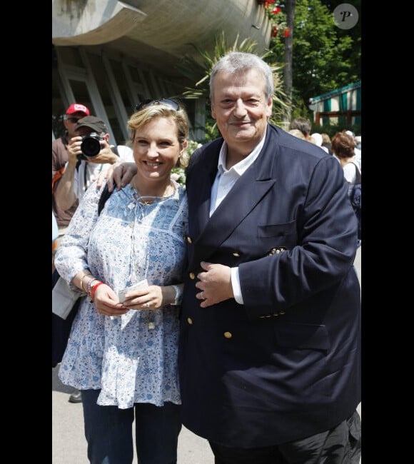 Guy Carlier et son épouse Joséphine, à Paris, en 2009.