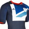 Produit du kit olympique de la Grande-Bretagne, créé par Stella McCartney pour Adidas. La collection sera disponible dès le 5 avril en boutiques.