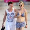 Mark Owen et sa femme Emma Ferguson en décembre 2010 à La Barbade