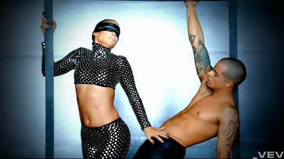 Jennifer Lopez sensuelle et torride avec son boyfriend Casper dans 'Dance Again'