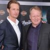 Alexander Skarsgard et son père Stellan à l'avant-première d'Avengers, à Los Angeles le 11 avril 2012.