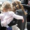 Sarah Jessica Parker maman modèle pour ses deux adorables filles dans les rues de New York le 13 avril 2012