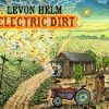Levon Helm, Electric Dirt, Grammy Award 2010 du Meilleur album d'americana.
Le 19 avril 2012, Levon Helm, légendaire batteur de The Band, est mort : sa fille Amy et sa femme Sandy ont annoncé le 17 avril 2012 que l'artiste de 71 ans, atteint d'un cancer, était en phase terminale...