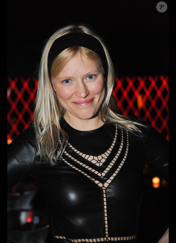 Anna Sherbinina à la soirée pour le magazine Dandy, Chez Castel le 19 avril 2012 à Paris