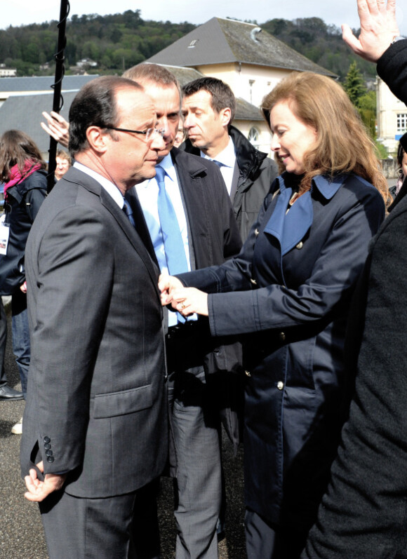 François Hollande et Valérie Trierweiler le 22 avril 2012 à Tulle