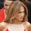 Jennifer Lopez, sourcils froncés à son arrivée sur le plateau d'American Idol. Los Angeles, le 2 mai 2012.