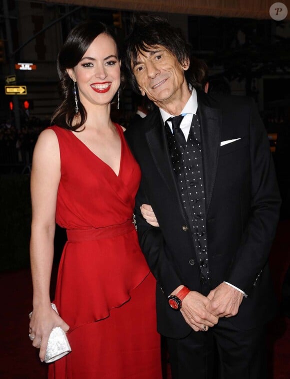 Ronnie Wood et sa compagne Sally Humphreys au Costume Institute Gala, à New York, le 7 mai 2012.