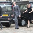 Le prince Jean d'Orléans, duc de Vendôme, et son épouse la princesse Philomena arrivent à l'église Notre-Dame du Val-de-Grâce vendredi 11 mai 2012 pour la messe de funérailles pour Emmanuelle de Dampierre. Leur petite princesse Antoinette, née le 28 janvier 2012, était présente avec eux.