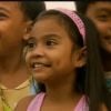 Les enfants sont très amusés par Damien et Noëlla à Manille - extrait de Pékin Express - Le passager Mystère, diffusé mercredi 16 mai 2012 sur M6