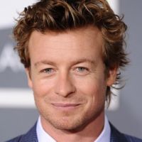 Simon Baker : Ses désirs sont des ordres ! Il veut tourner avec Belmondo