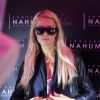 Paris Hilton dans la boutique d'Edouard Nahum à Cannes.