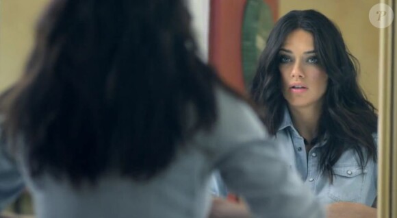 Adriana Lima, sublime dans un spot publicitaire pour Mavi.