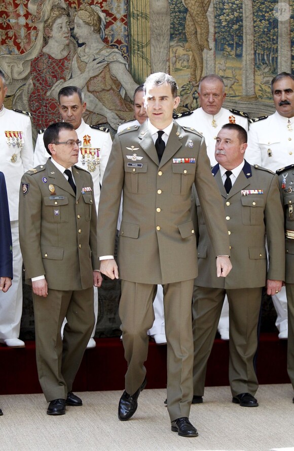 Le prince Felipe au palais du Pardo, à Madrid, le 23 mai 2012, pour la réception de militaires.