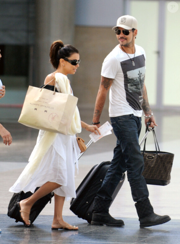 Eva Longoria et Eduardo Cruz arrivent à Malaga, le 21 mai 2012.