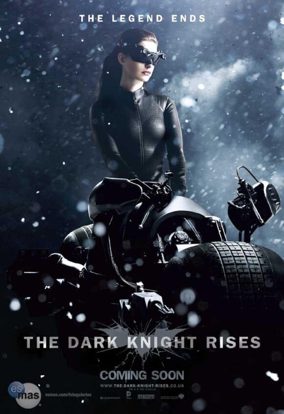 Anne Hathaway dans The Dark Knight Rises de Christopher Nolan, en salles le 25 juillet 2012.