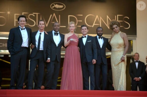 Nicole Kidman et toute l'équipe de Paperboy lors de la montée des marches du film, le 24 mai 2012 au Festival de Cannes.
