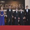 Reese Witherspoon, Matthew McConaughey, Tye Sheridan, Jacob Lofland et Jeff Nichols lors de la montée des marches pour le film Mud au Festival de Cannes le 26 mai 2012