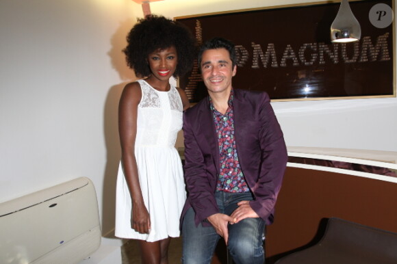 Inna Modja et Ariel Wizman le 29 mai 2012 à Paris pour l'ouverture du café éphémère Magnum