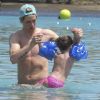 Fernando Torres, père attentif avec sa petite Nora le 31 mai 2012 à Ibiza