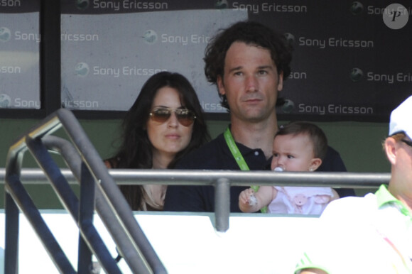 Carlos Moyà, sa femme Carolina et leur petite Carla le 3 avril 2011 à Key Biscayne