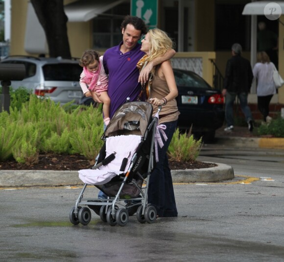 Carlos Moyà, sa femme Carolina et leur fille Carla le 14 février 2012 à Miami